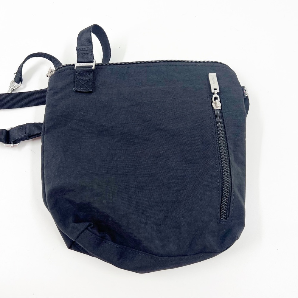 ✅BAGGALLINI BLACK NYLON CANVAS URBAN MESSENGER CROSSBODY ORGANIZER SHOULDER BAG - Picture 2 of 6